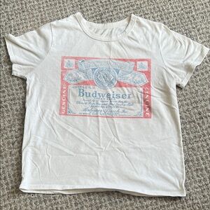 Budweiser Label Graphic T-Shirt – Women’s Medium 🍻